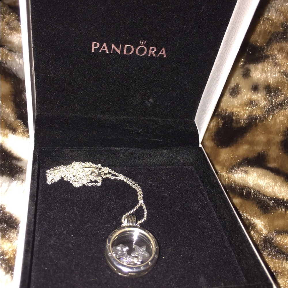 Pandora floating locket pendant and charms